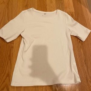 Uniqlo Ribbed White Short Sleeve Tee